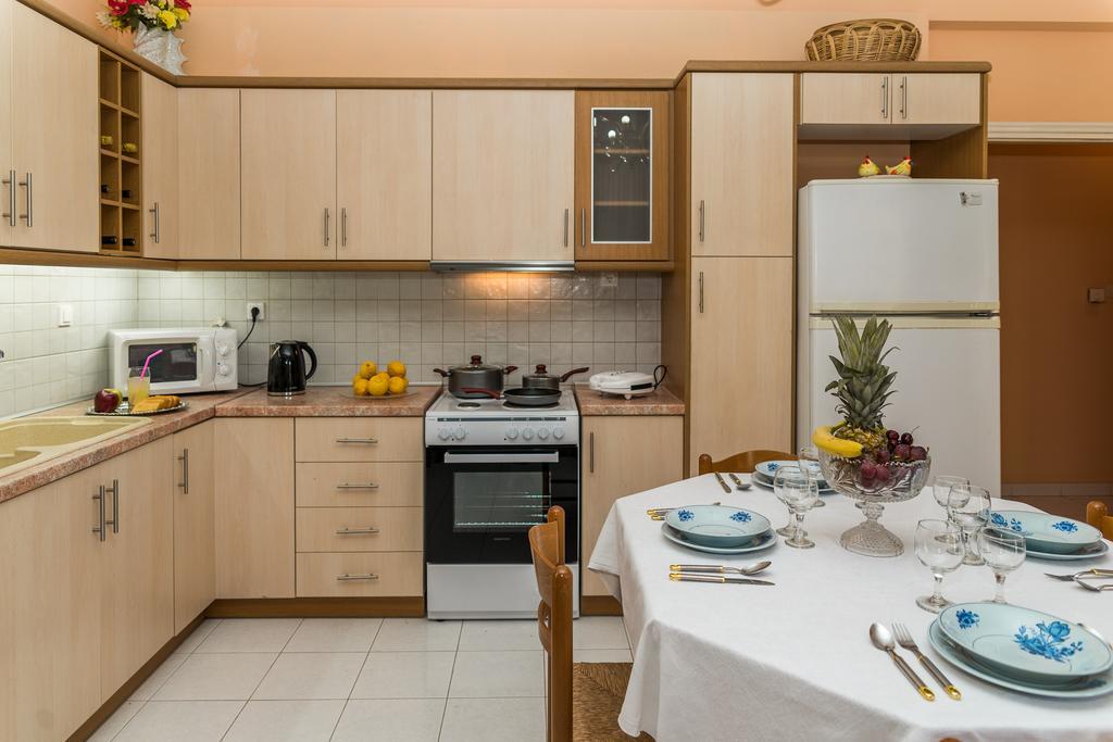 Irida's Apartment Lithakia  Bagian luar foto